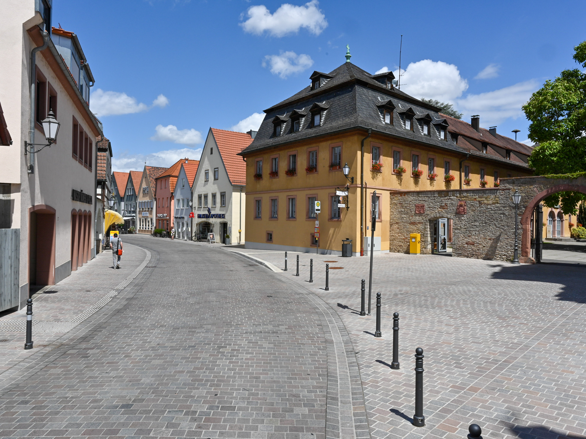 Veitshöchheim | Street and square landscaping